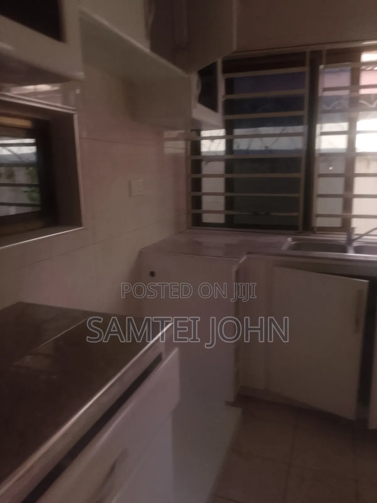 3bdrm House in Sinco Properties, Oxford Street for rent