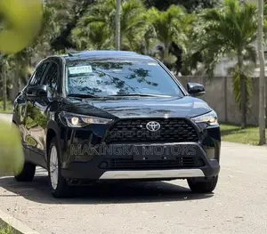Toyota Corolla Cross XLE AWD 2023 Black