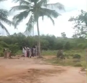 6 Plots for Sale at Ejisu Boankra ( Highway Road Side)