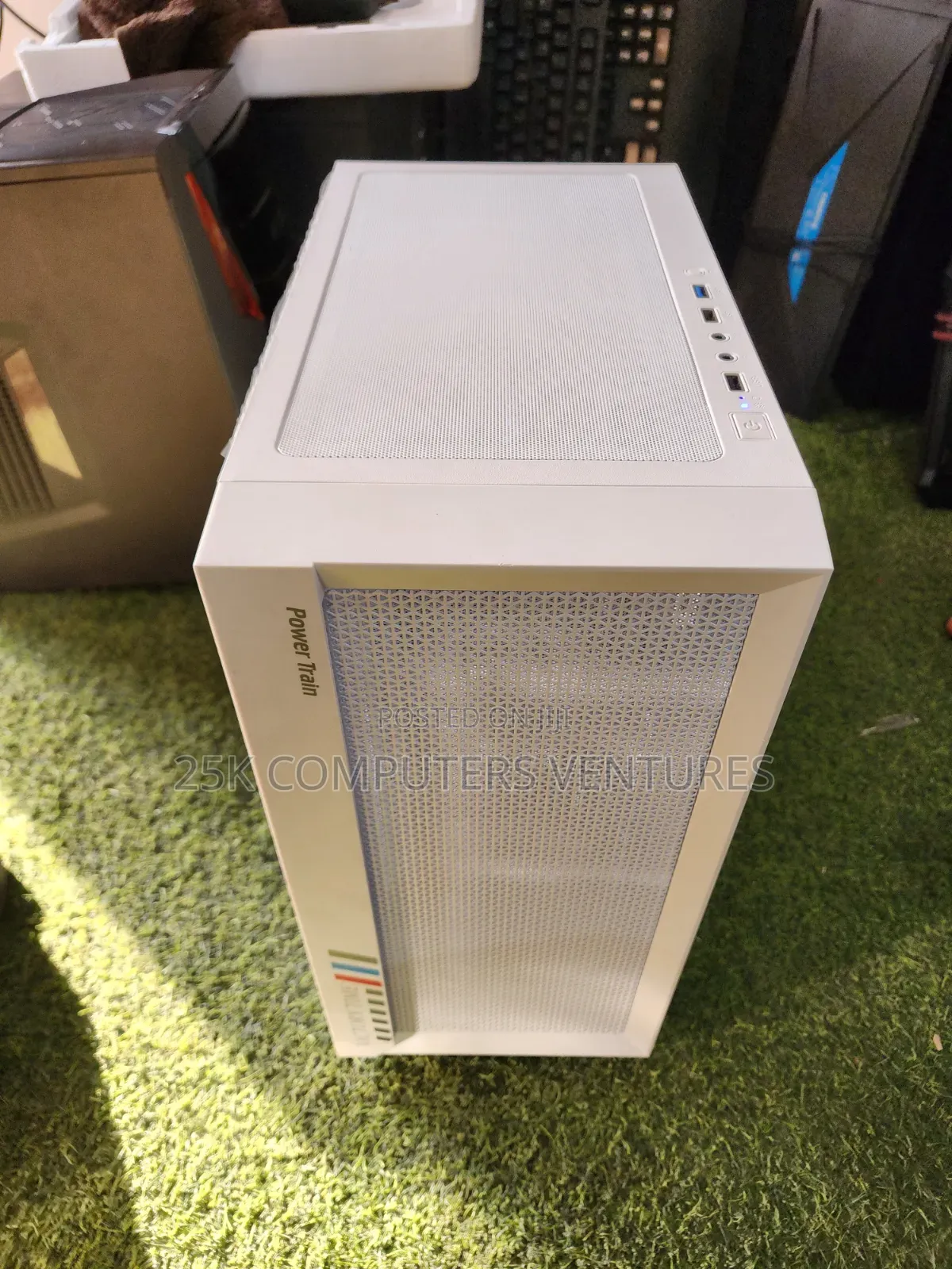 New Desktop Computer MSI Aegis RS 11td-203 32GB Intel Core i7 SSD 1T