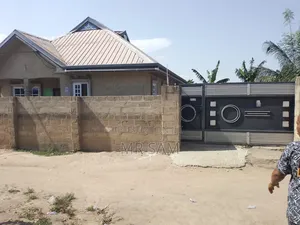 2bdrm House in Sam Properties, Ofankor for sale