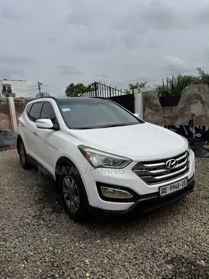 Hyundai Santa Fe 2014 White