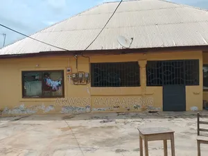 7bdrm House in Akwasi Ampa, Ejisu-Juaben Municipal for sale