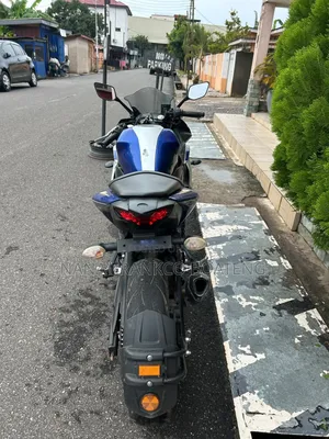 Yamaha YZF-R 2016 Blue