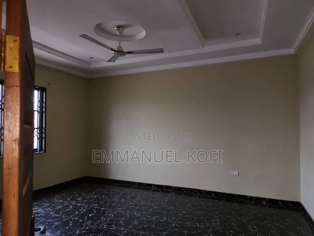 2bdrm Apartment in Genu Property, Frafraha for rent