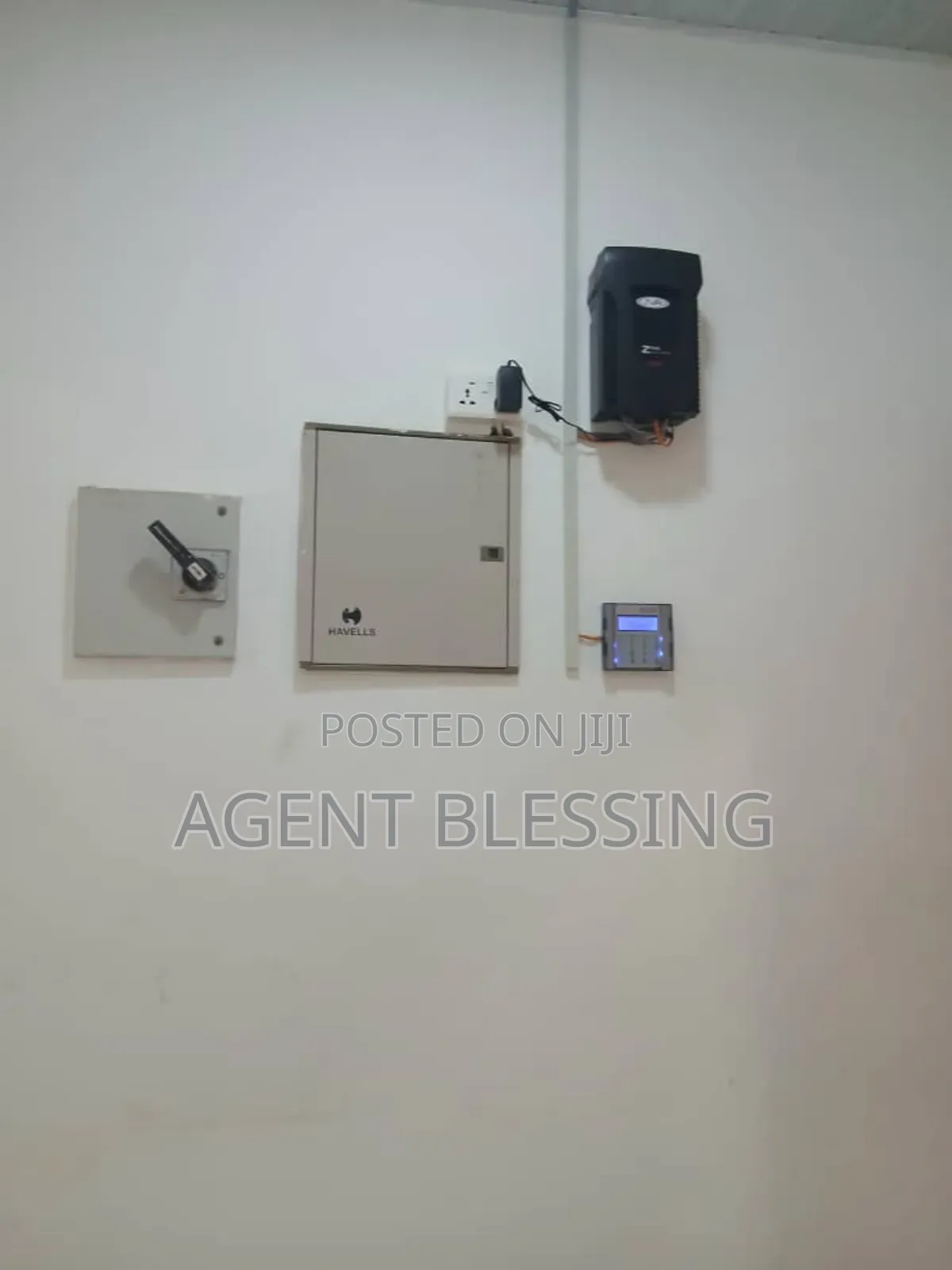3bdrm Apartment in Golf City Afariwa, Tema Metropolitan for rent