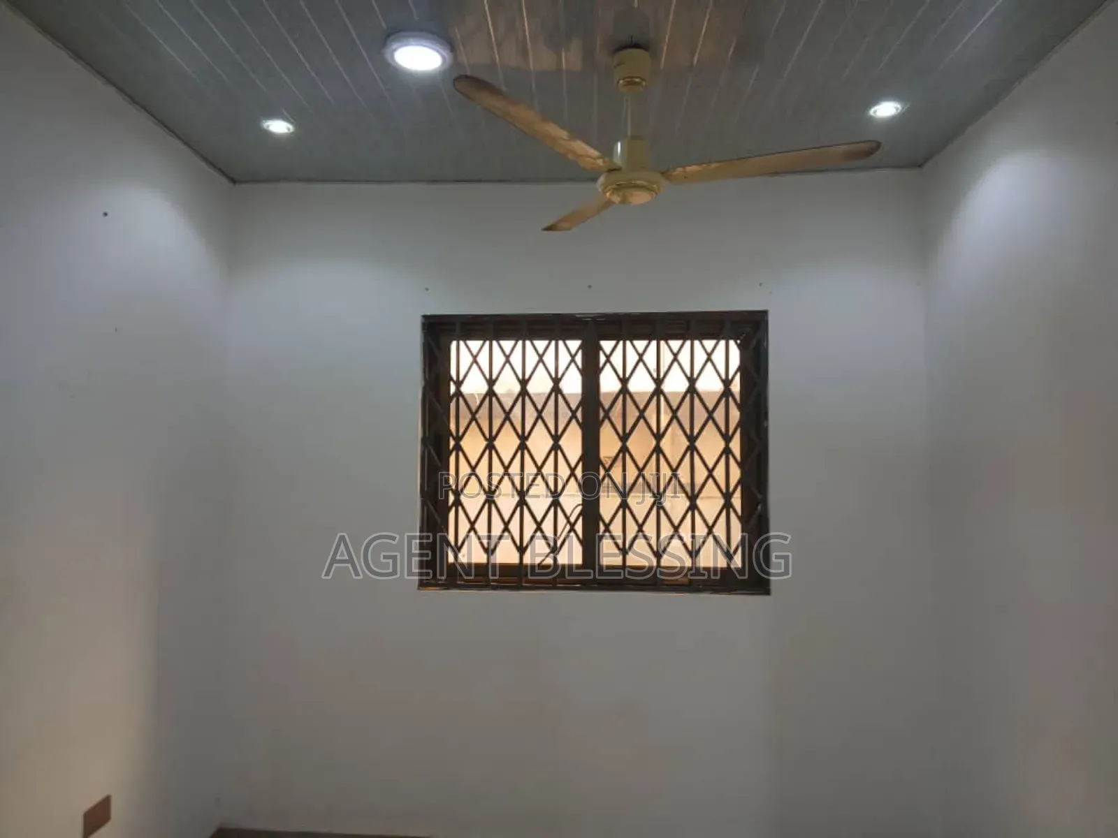 3bdrm Apartment in Golf City Afariwa, Tema Metropolitan for rent