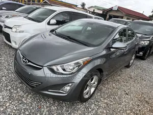 Hyundai Elantra SE Sedan FWD (1.8L 4cyl 6M) 2016 Gray