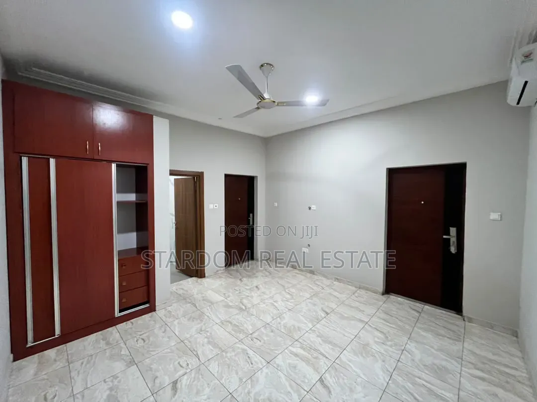 4bdrm Duplex in East Legon Hills, Boundary Road Area for rent