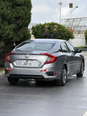Honda Civic EX Sedan 2018 Silver