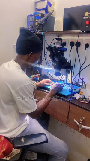 We Repair the iPhone's Motherboard Issues