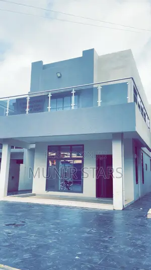 6bdrm House in Kwabenya Estate for sale