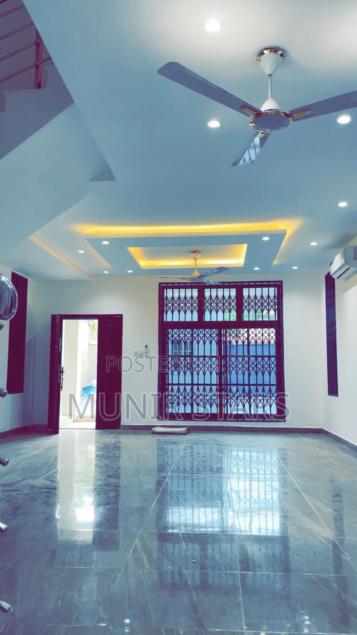 6bdrm House in Kwabenya Estate for sale