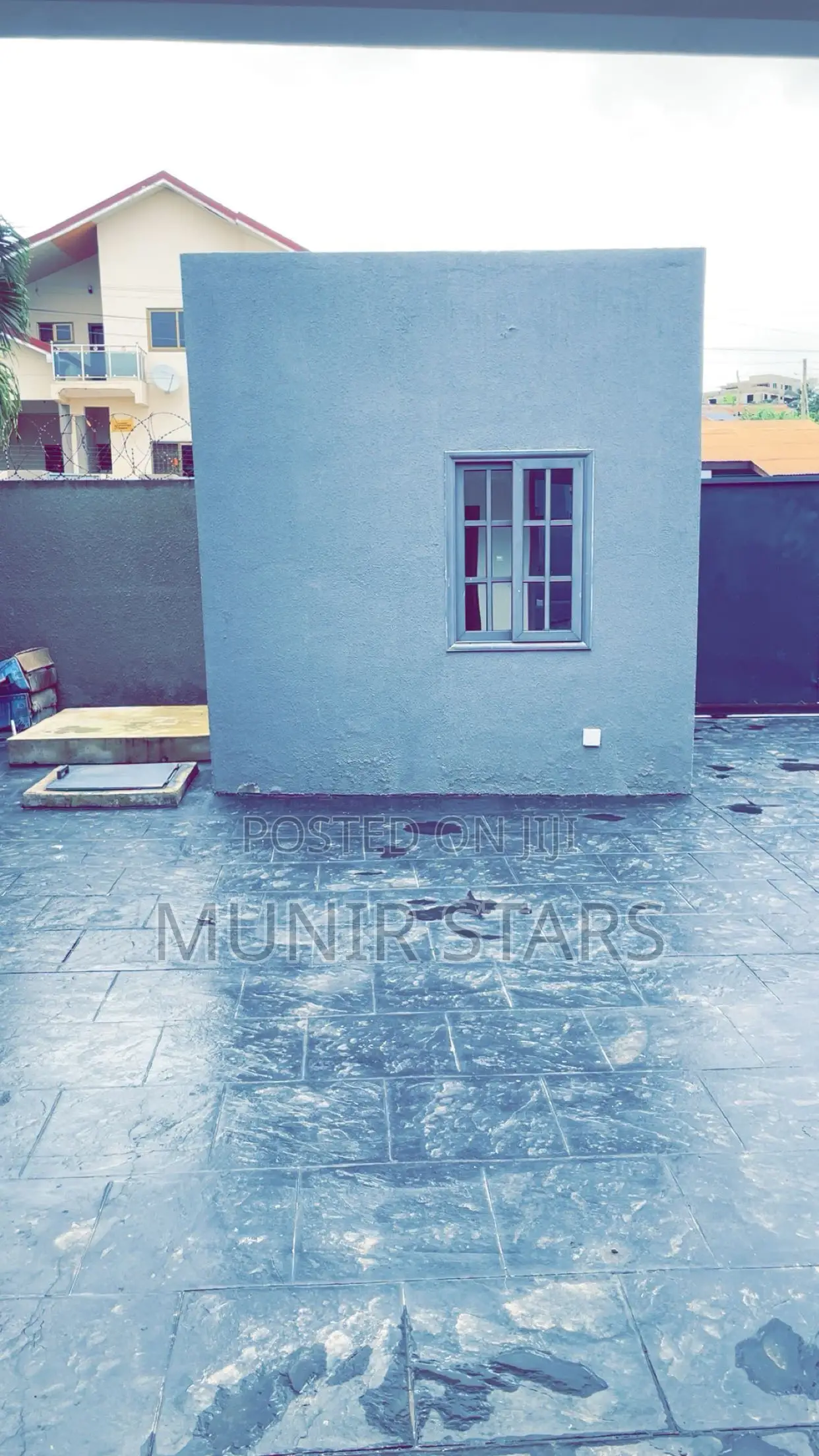6bdrm House in Kwabenya Estate for sale