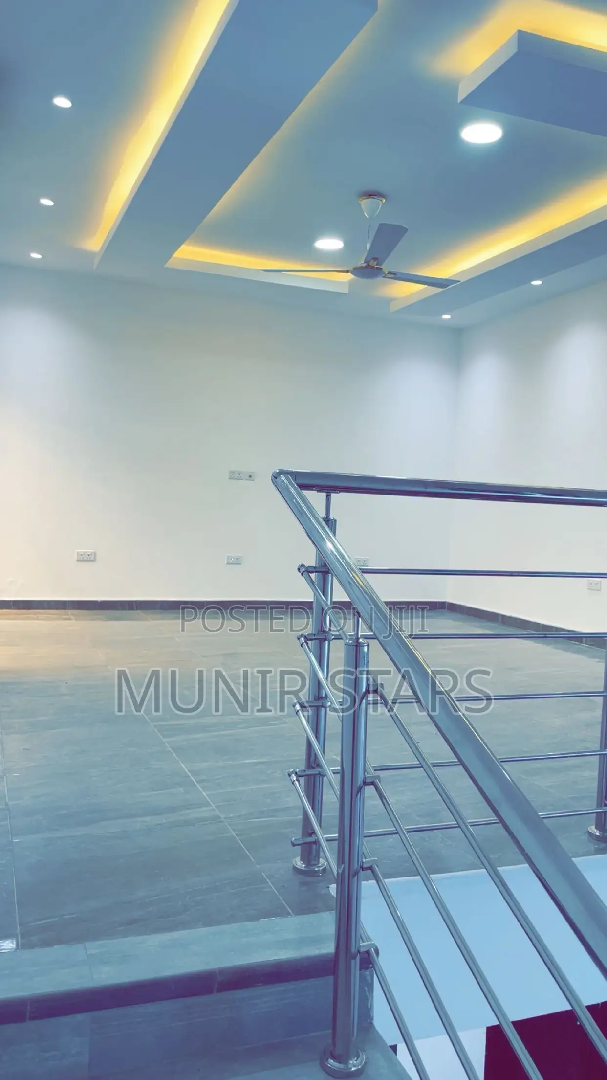 6bdrm House in Kwabenya Estate for sale