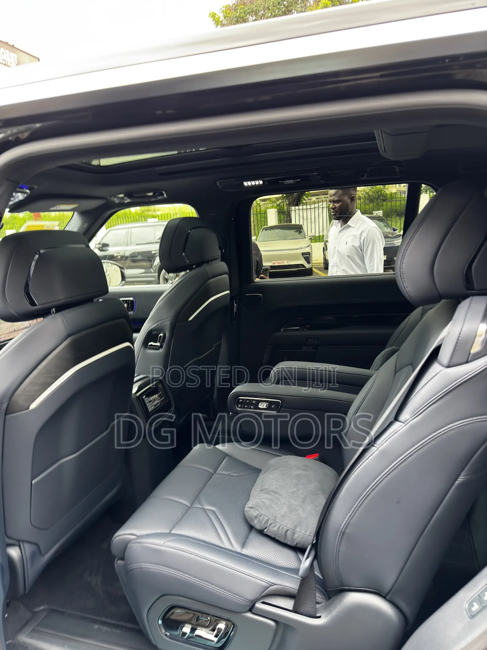 New Zeekr 9X 2025 Black