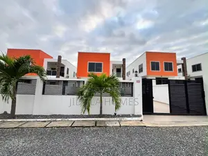 4bdrm Duplex in East Legon Hills, School Junction for rent
