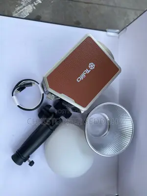 Light for Videos and Pictures