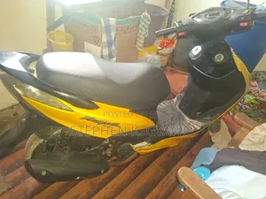 SYM Fnx 125 2006 Yellow