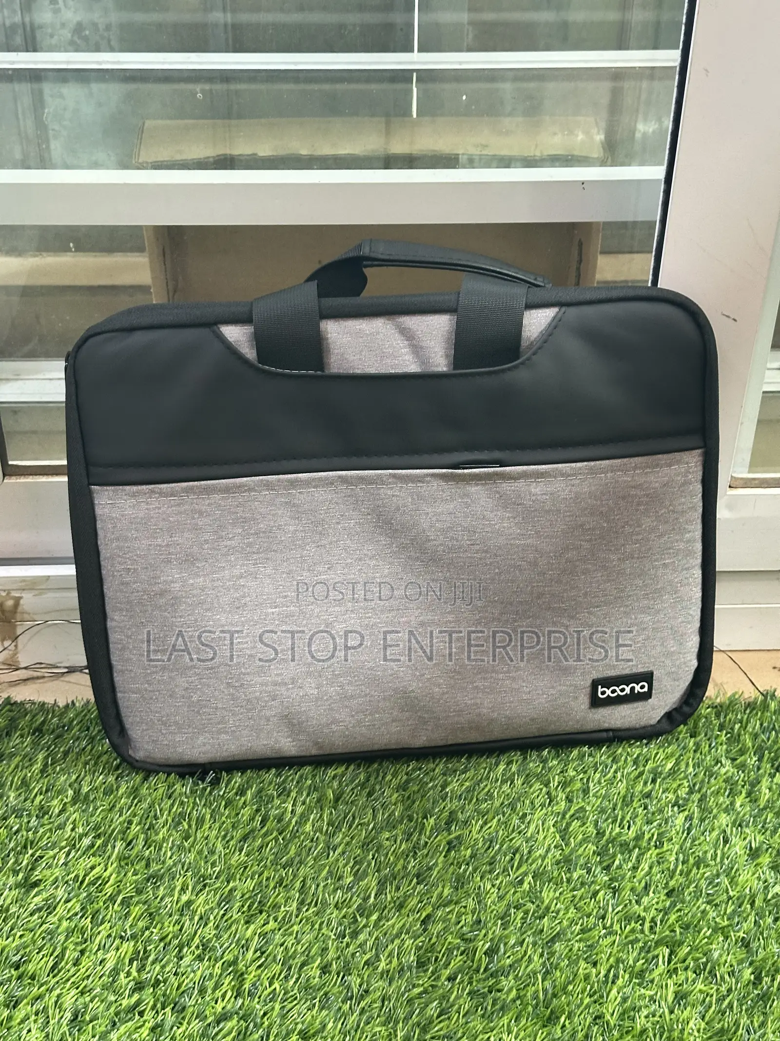 Quality and Classic 14 Inched Laptop Bag