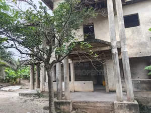 5bdrm House in Adako Jarchie, Kumasi Metropolitan for sale