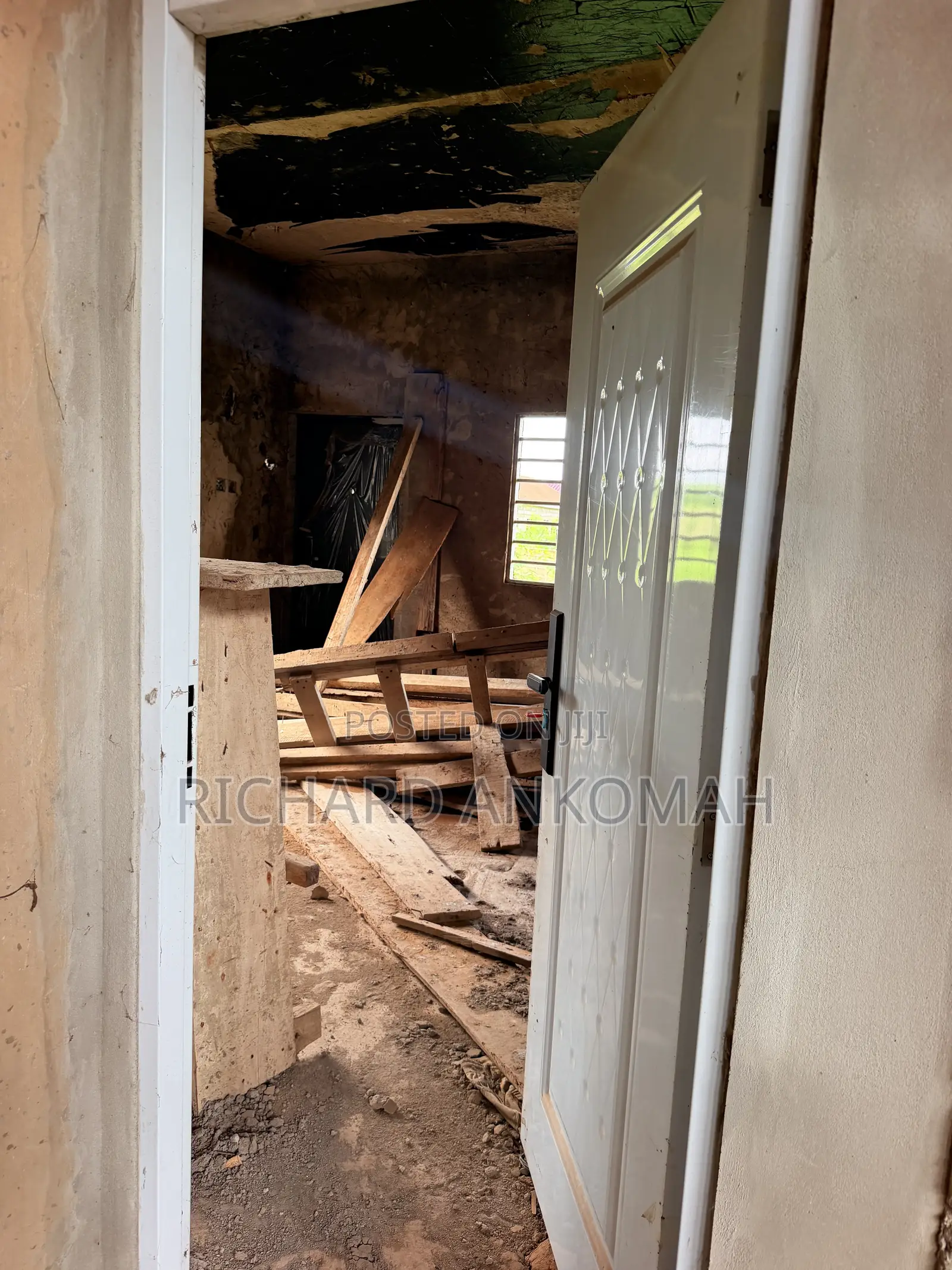 4bdrm Apartment in N/A, Amasaman for sale