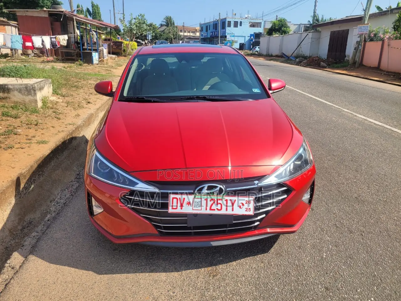 Hyundai Elantra SE 2020 Red