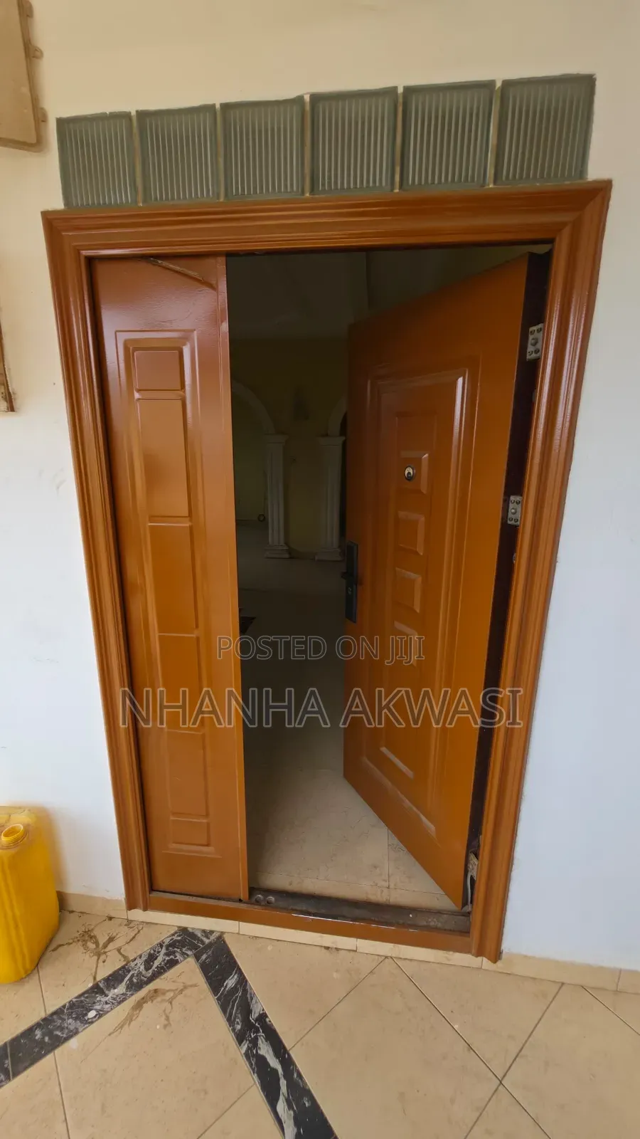 3bdrm Apartment in Lashibi, Sakumono for rent
