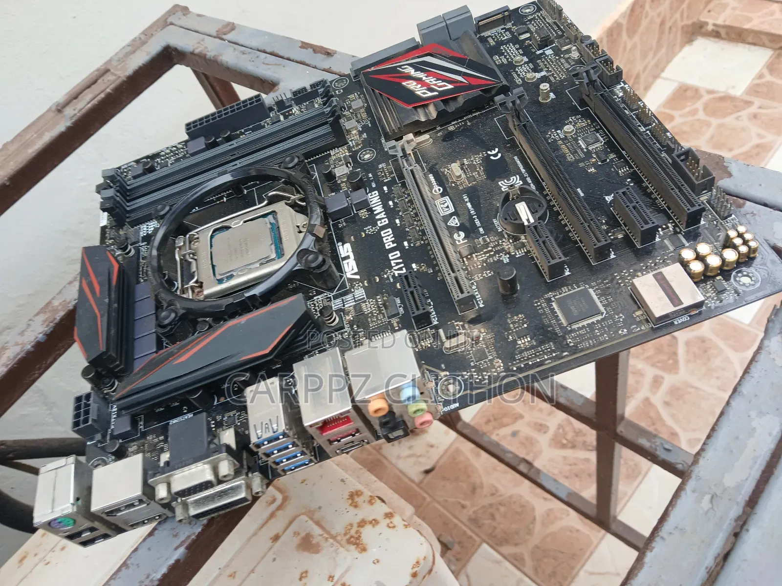 Asus Motherboard With I5-7500t