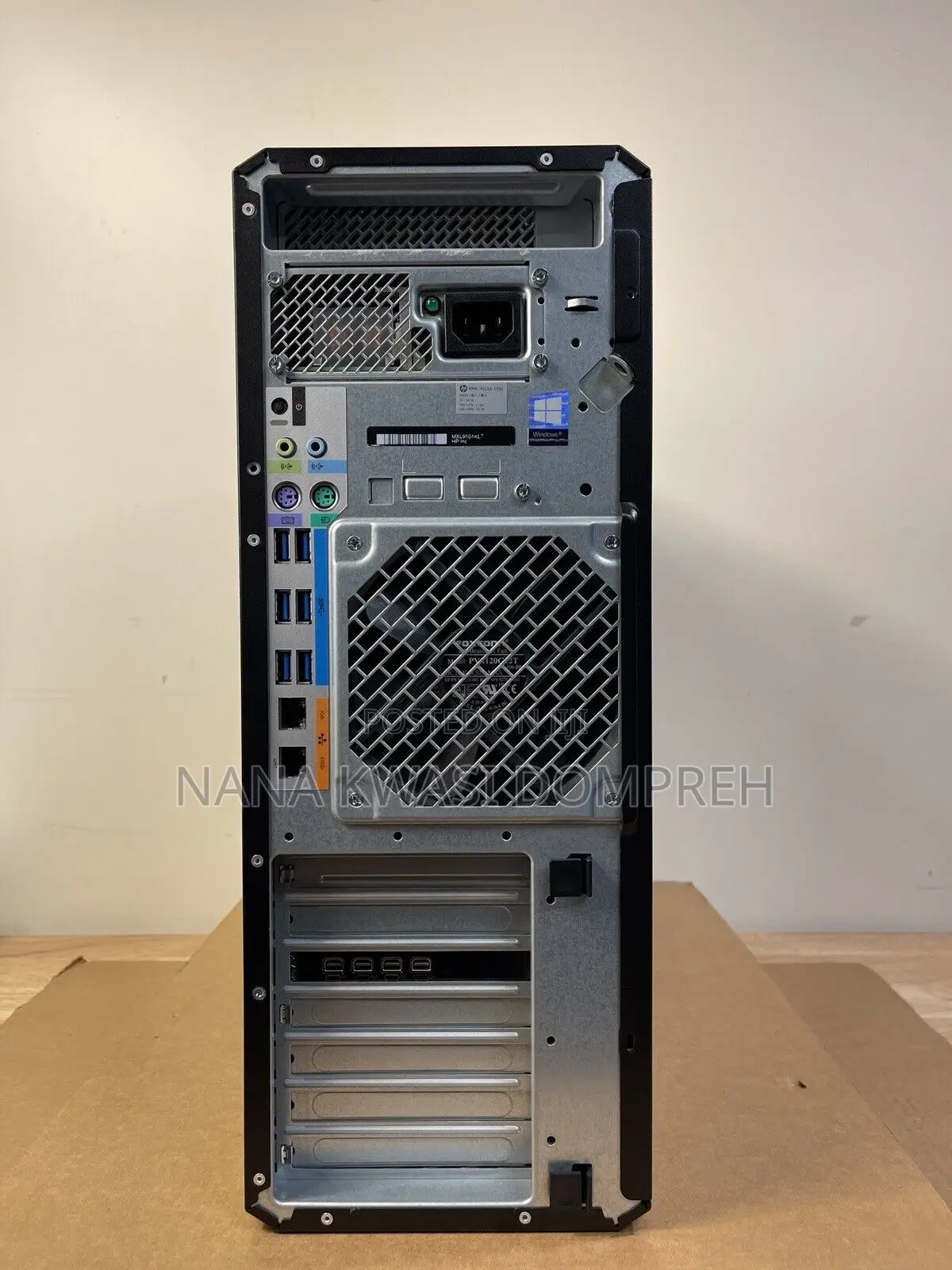 Server HP 16GB Intel Xeon HDD+SSD 512GB