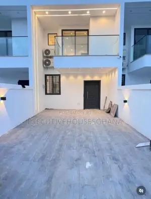 2bdrm Townhouse/Terrace in Ashaley Botwe for sale