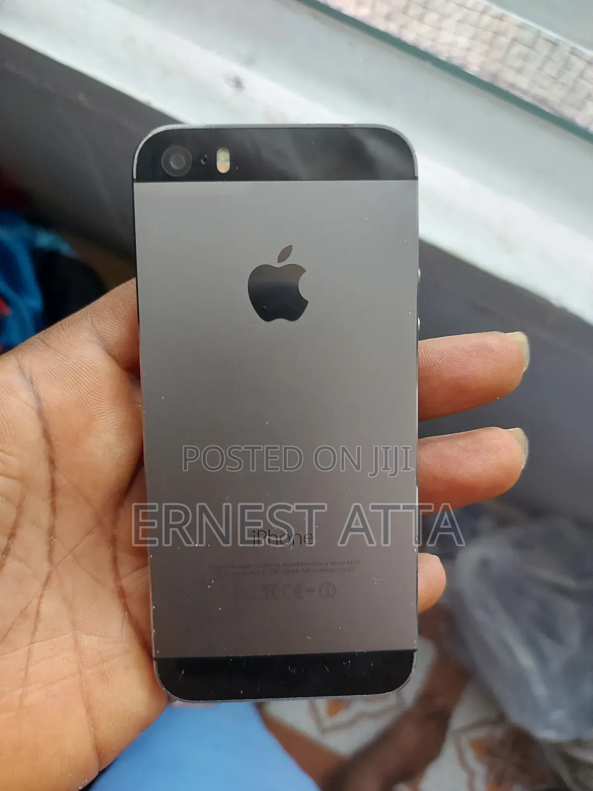 Apple iPhone 5s 32 GB Black