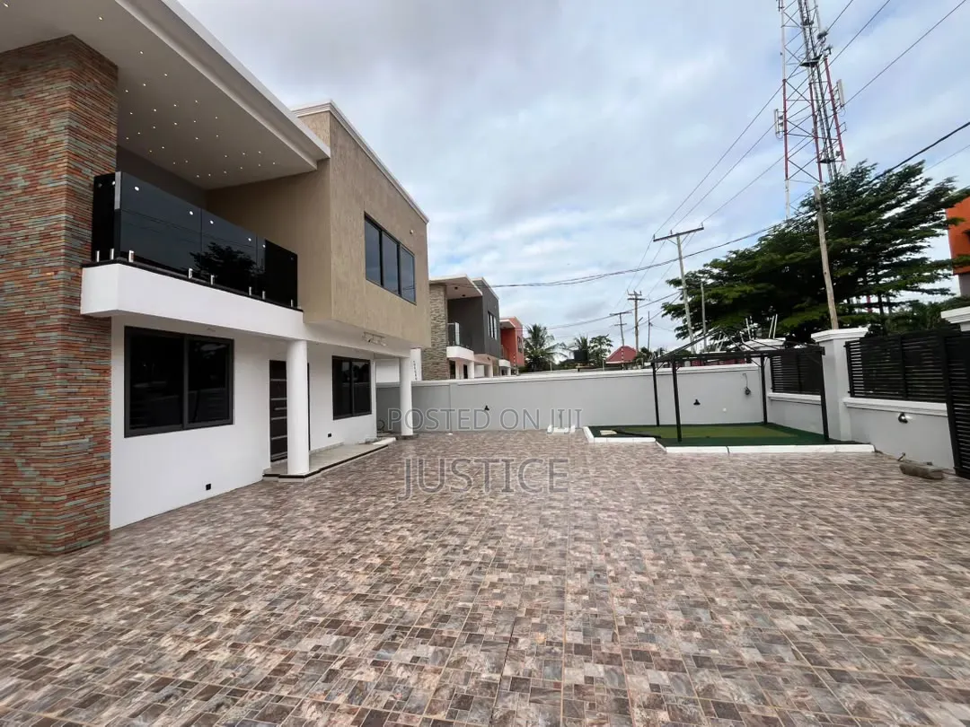 4bdrm Duplex in East Legon Hills, Otano for rent