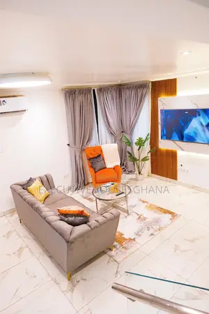 3 4 Bedroom Luxury Furnished Home Within a Gated Community