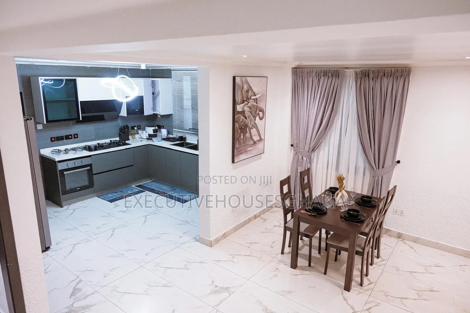 3 4 Bedroom Luxury Furnished Home Within a Gated Community