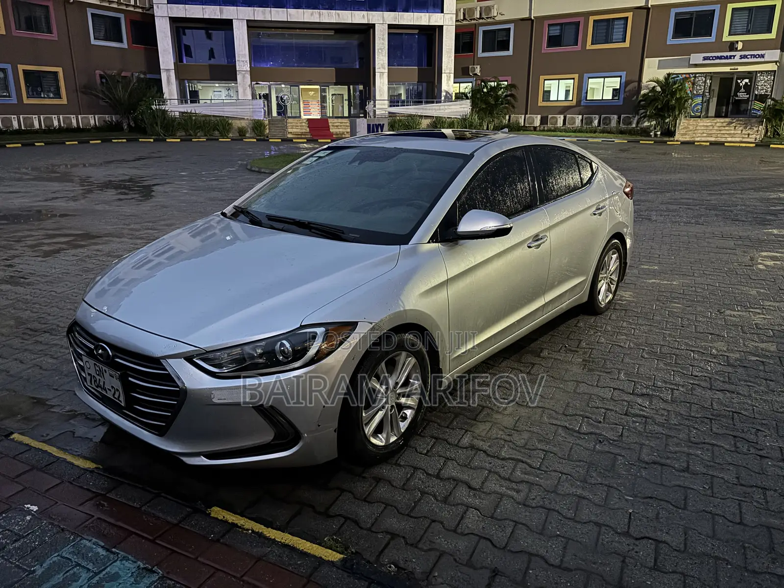 Hyundai Elantra Value Edition 2018 Silver