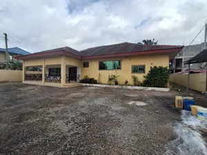 Spacious 5 Beds House for Office