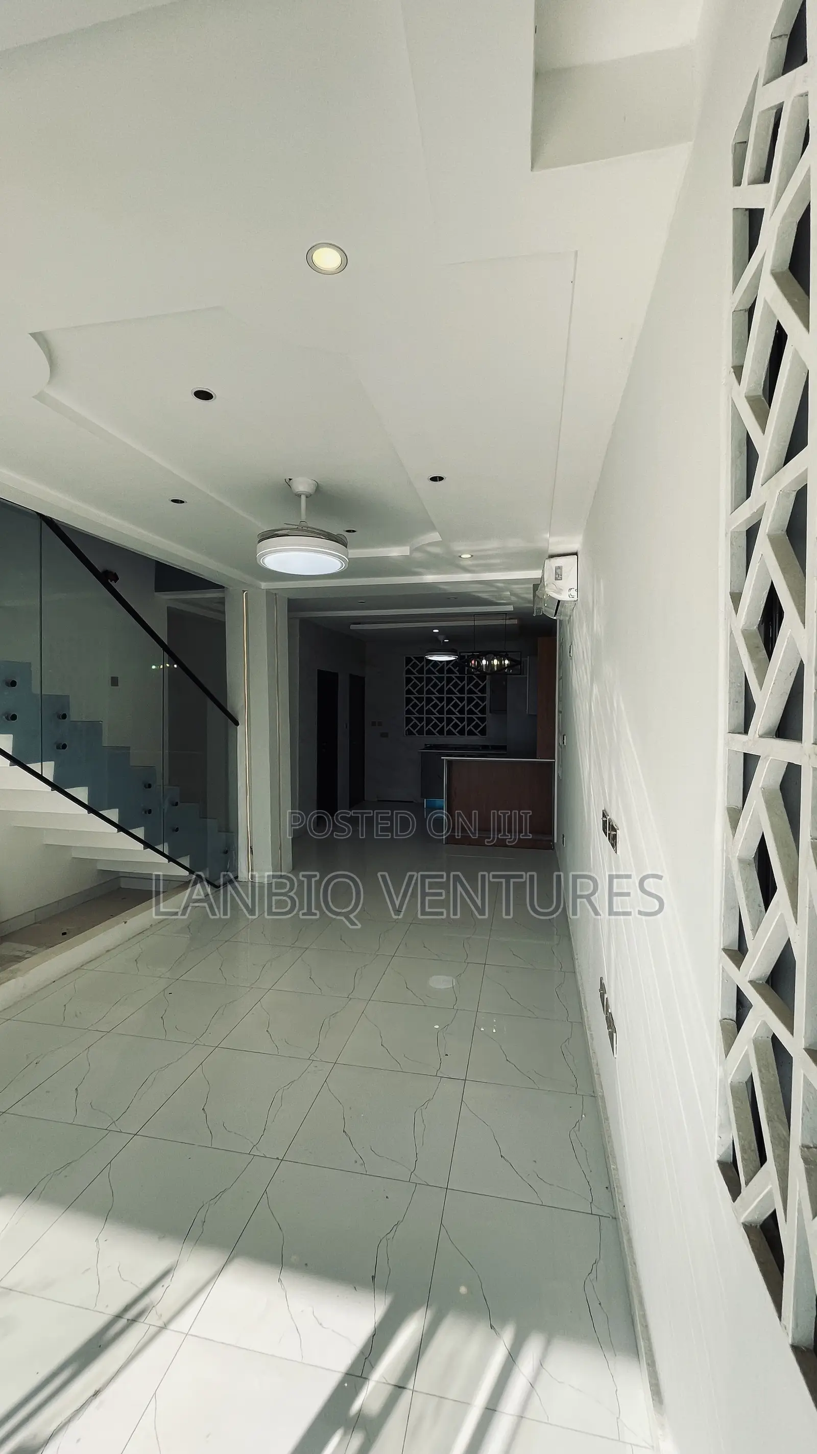 3bdrm Townhouse / Terrace in Lapaz for rent