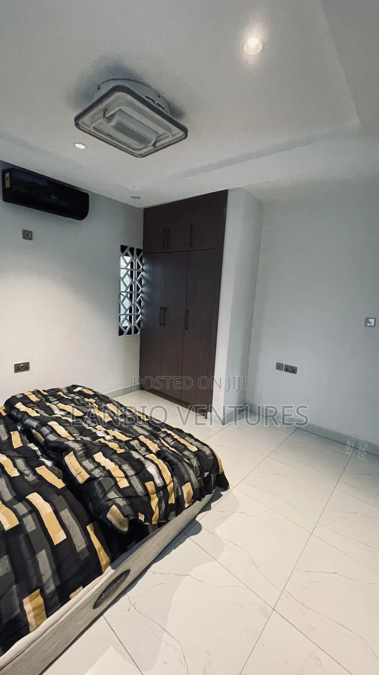 3bdrm Townhouse / Terrace in Lapaz for rent