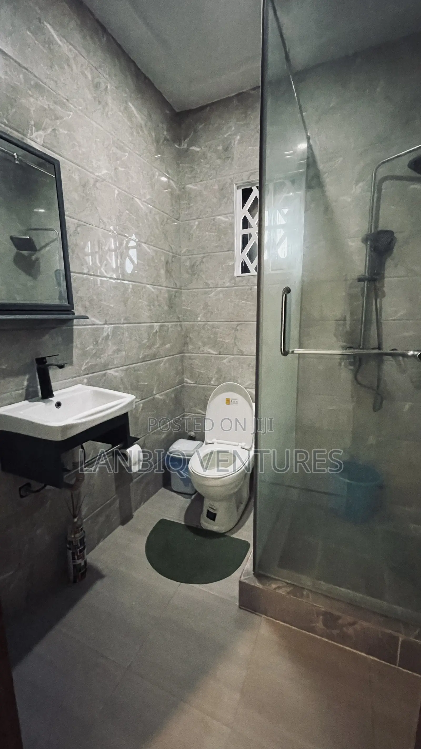 3bdrm Townhouse / Terrace in Lapaz for rent