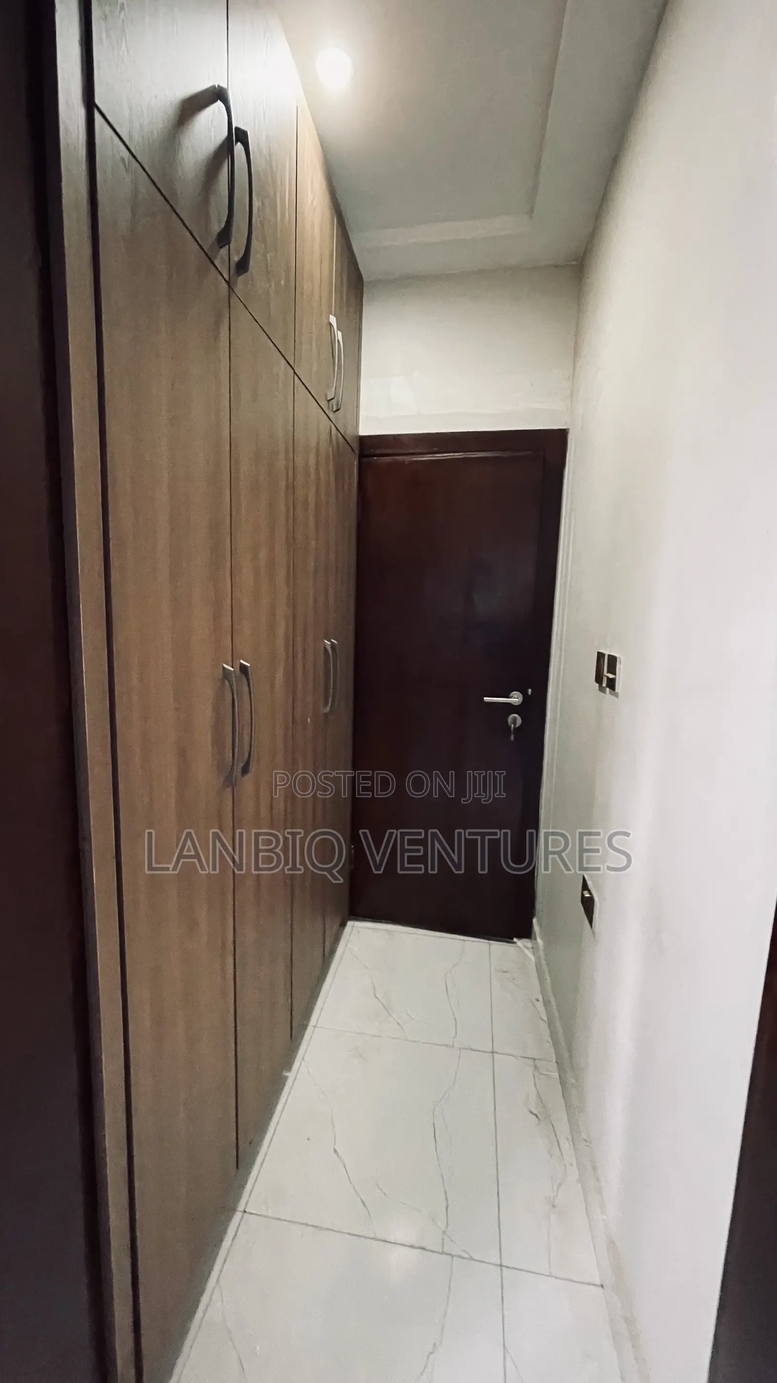 3bdrm Townhouse / Terrace in Lapaz for rent