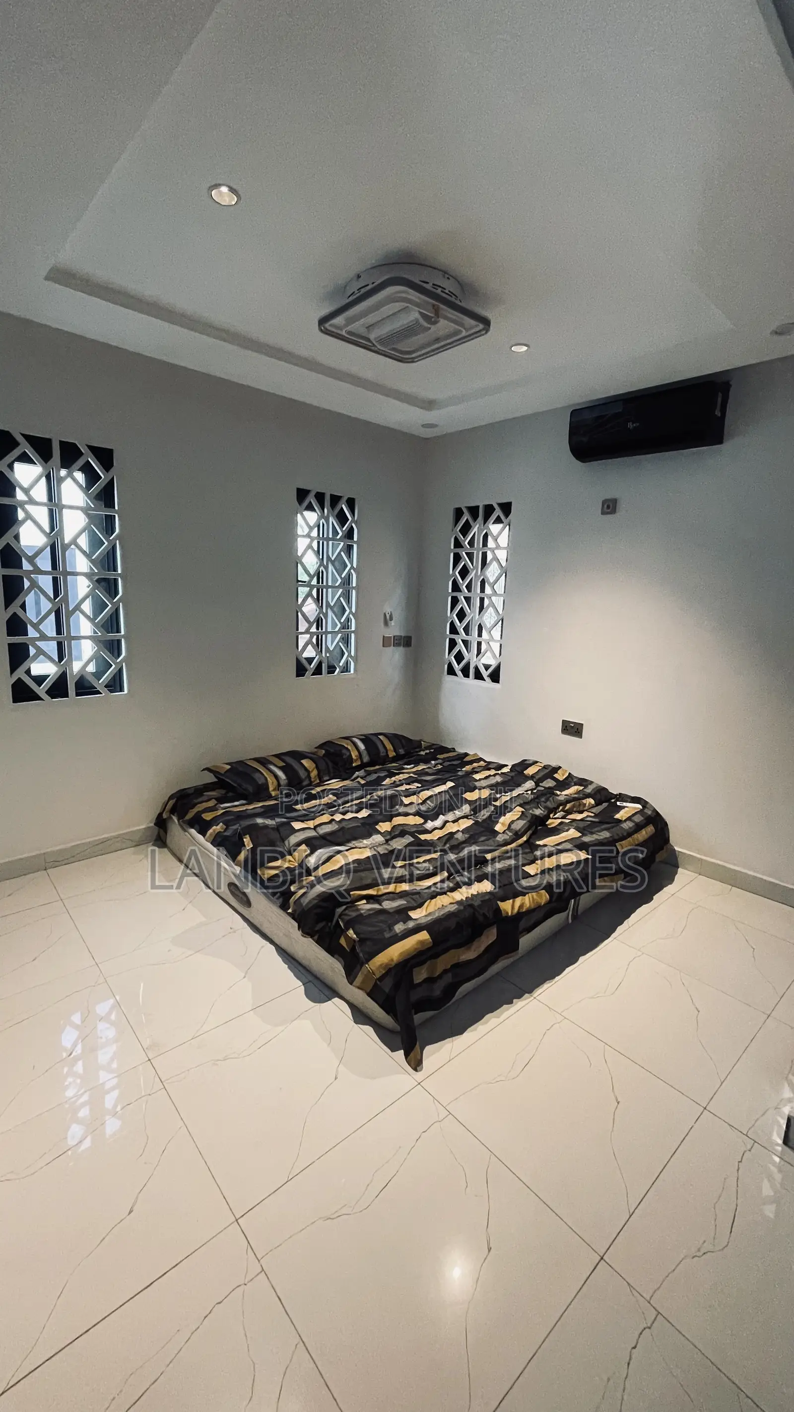 3bdrm Townhouse / Terrace in Lapaz for rent