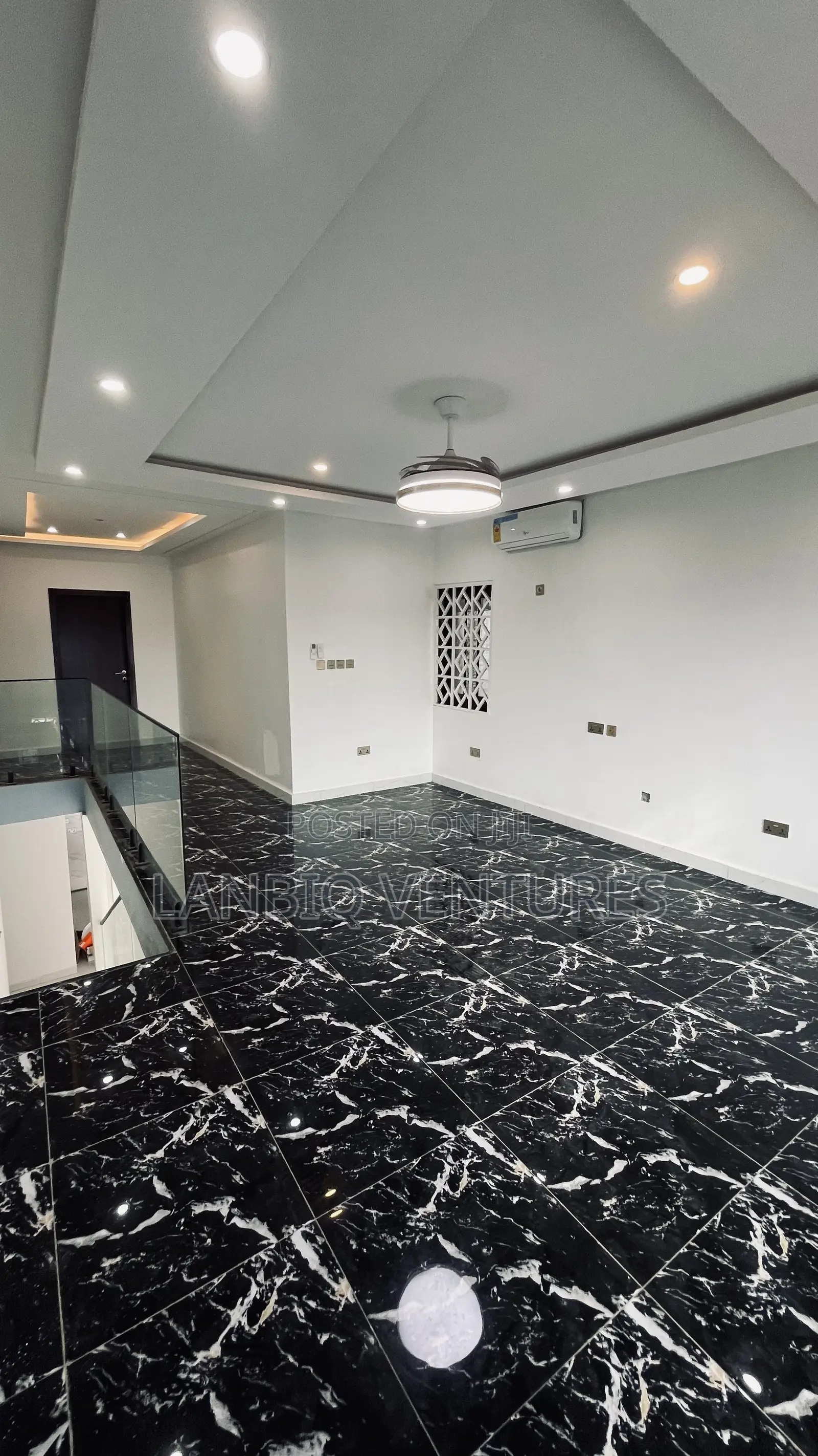 3bdrm Townhouse / Terrace in Lapaz for rent