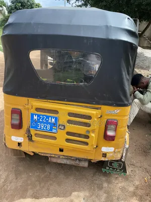 Bajaj RE 2022 Yellow