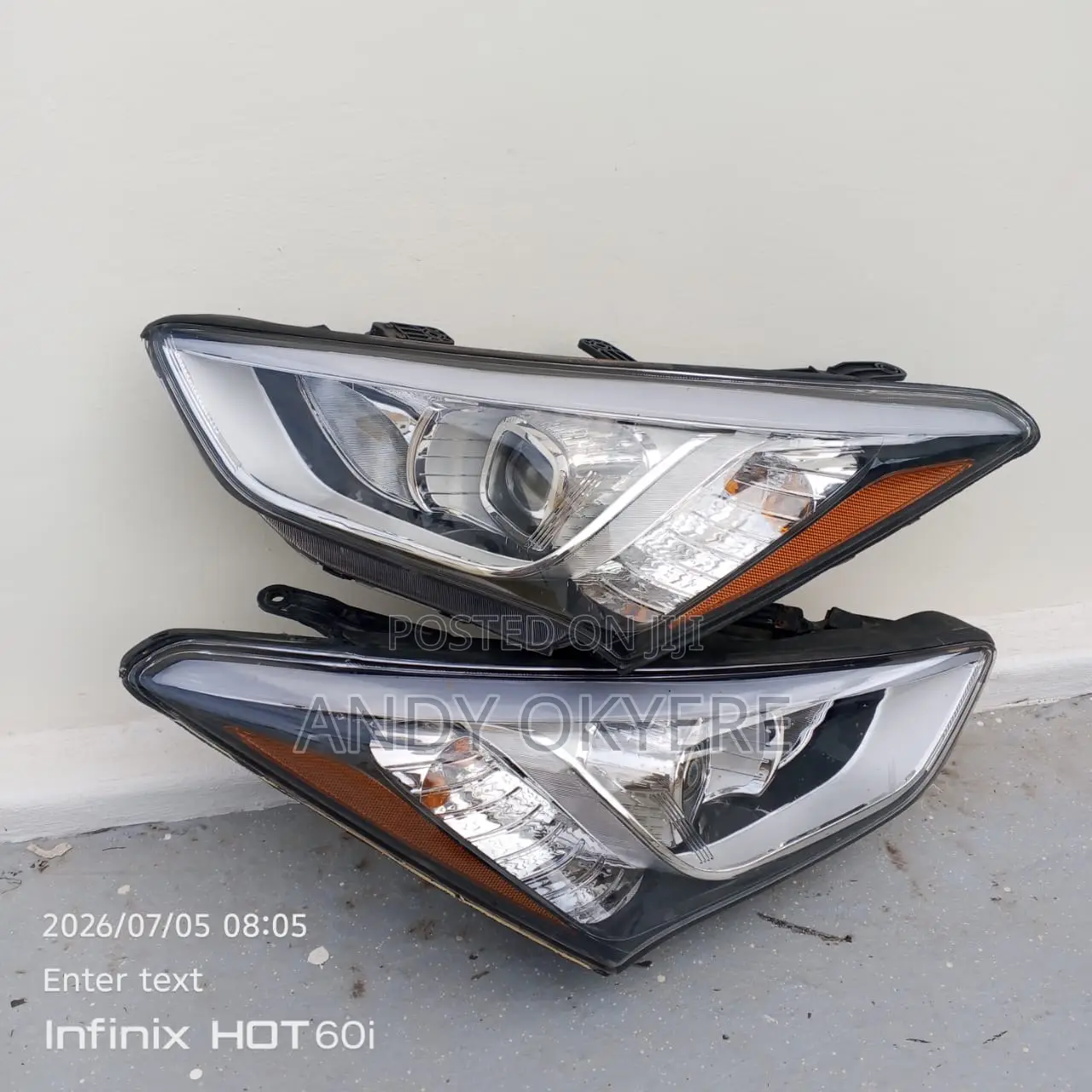 2017 Hyundai Santa Fe Headlights