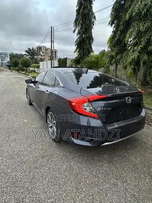 Honda Civic Touring Sedan 2019 Gray