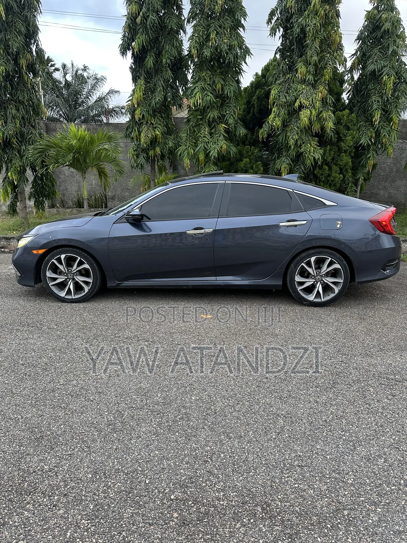 Honda Civic Touring Sedan 2019 Gray