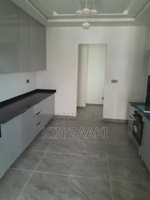 3bdrm House in Accra Metropolitan for sale