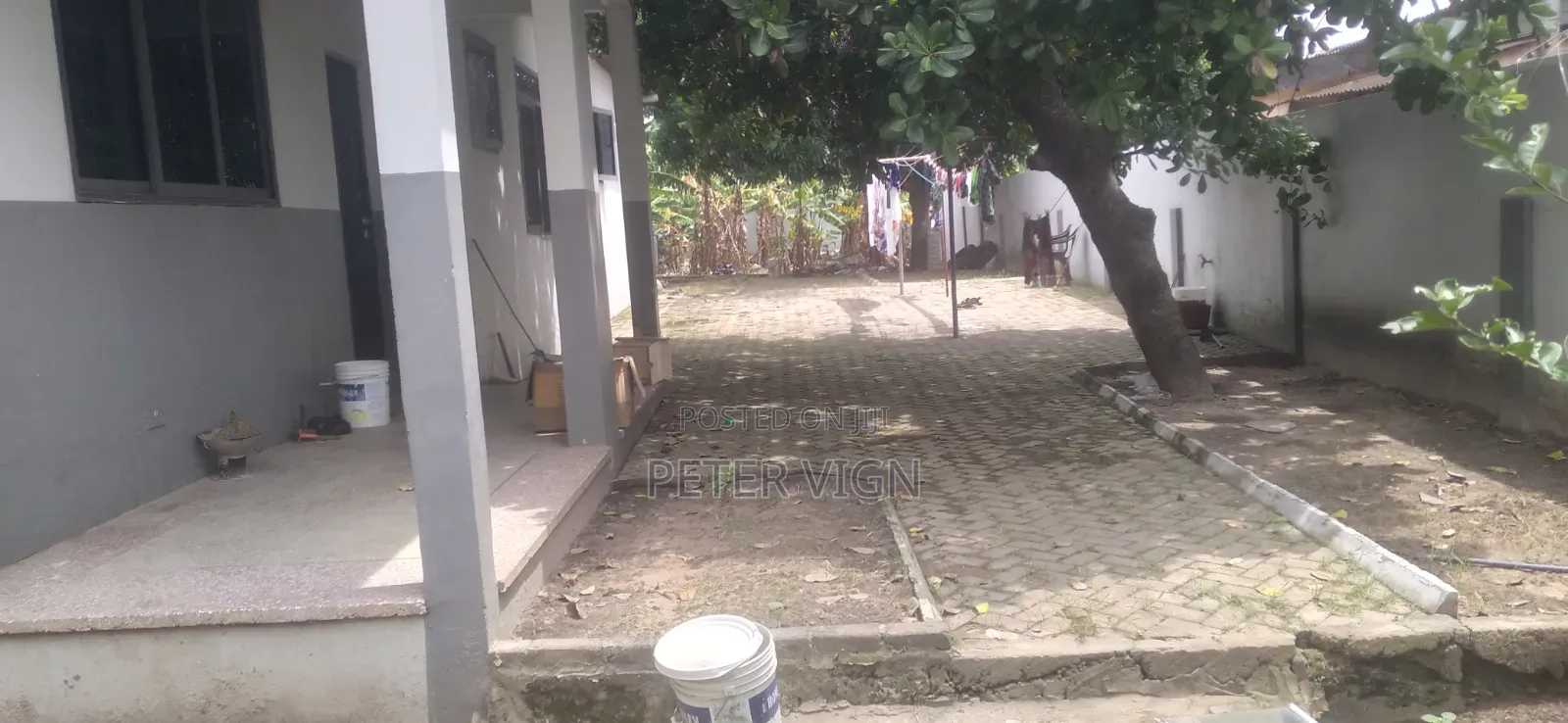 Furnished 4bdrm House in Near Greda Estate, Baatsona Total for sale