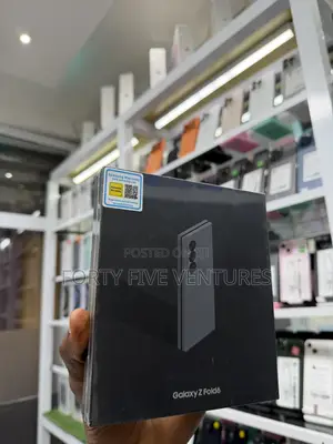 New Samsung Galaxy Z Fold6 512 GB White